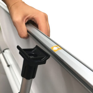 Roll-Up Wide - Encaixe da vareta no topo